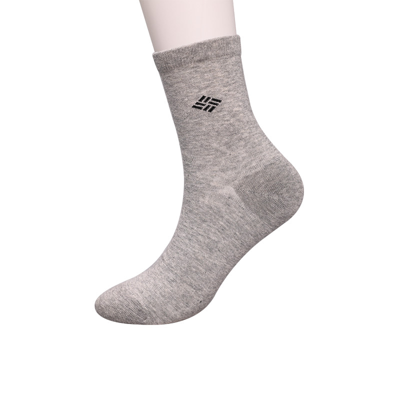 Kampatut puuvillaiset ammoniakkisukat 98% puuvillalanka pieni jacquard käsin ommeltu syksyn ja talven miesten sukat WSD2581