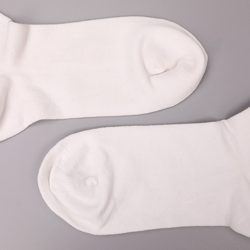 Pehmeä kehrätty silkki nylon kääritty spandex jäljitelmä 3D-painettu jacquard käsin ommeltu syksyn ja talven miesten sukat WSD2850