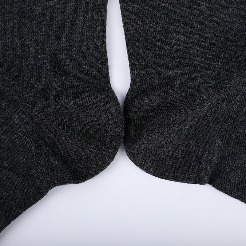 Kampatut puuvillaiset ammoniakkisukat 98% puuvillalanka pieni jacquard käsin ommeltu syksyn ja talven miesten sukat WSD2581
