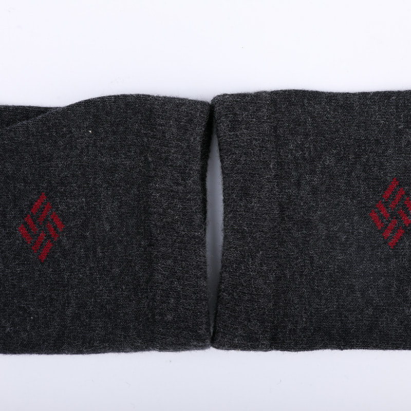 Kampatut puuvillaiset ammoniakkisukat 98% puuvillalanka pieni jacquard käsin ommeltu syksyn ja talven miesten sukat WSD2581