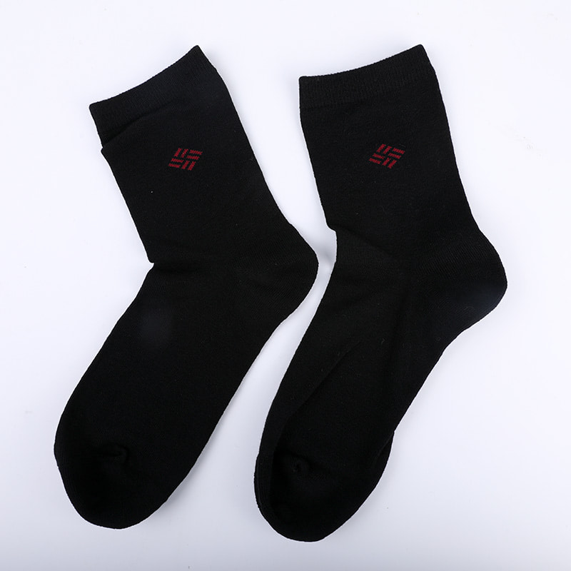 Kampatut puuvillaiset ammoniakkisukat 98% puuvillalanka pieni jacquard käsin ommeltu syksyn ja talven miesten sukat WSD2581